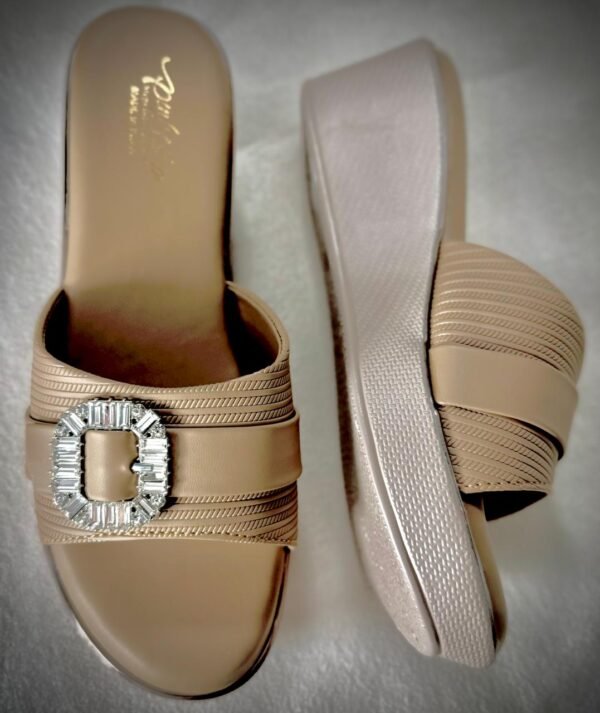 Elegant Ladies Sandals with Crystal Buckle Detail – Perfect for Any Occasion - Image 8