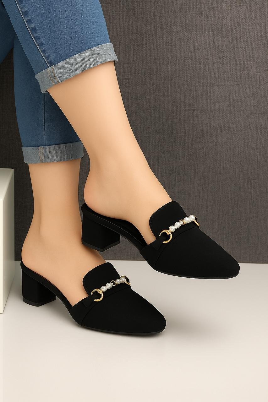 13 Elegant Ladies Sandals with Pearl & Gold Accent – Perfect for Every Occasion - Image 1