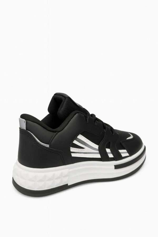 Stylish Ladies Sports Sneakers with Modern Design - Image 16